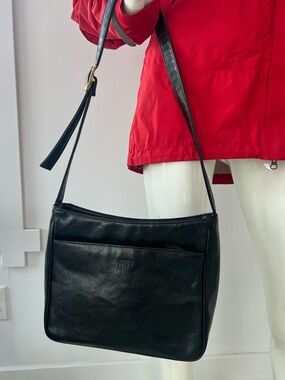 Black genuine Leather Shoulder Bag Diverso Italy  Y2K